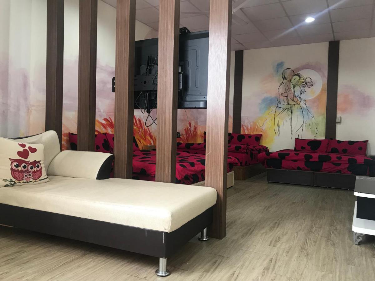 Mickey House-Fuxing Apartamento Taichung Exterior foto