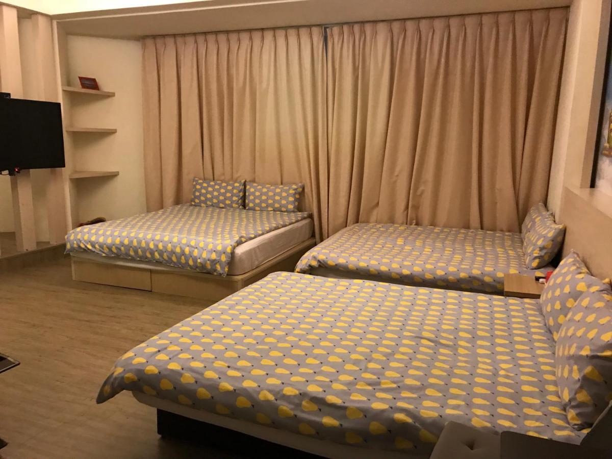 Mickey House-Fuxing Apartamento Taichung Exterior foto